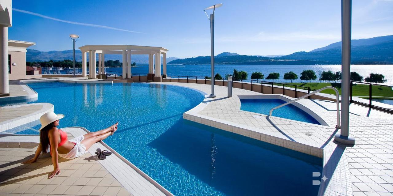 The Royal Kelowna - Bellstar Hotels & Resorts Eksteriør billede