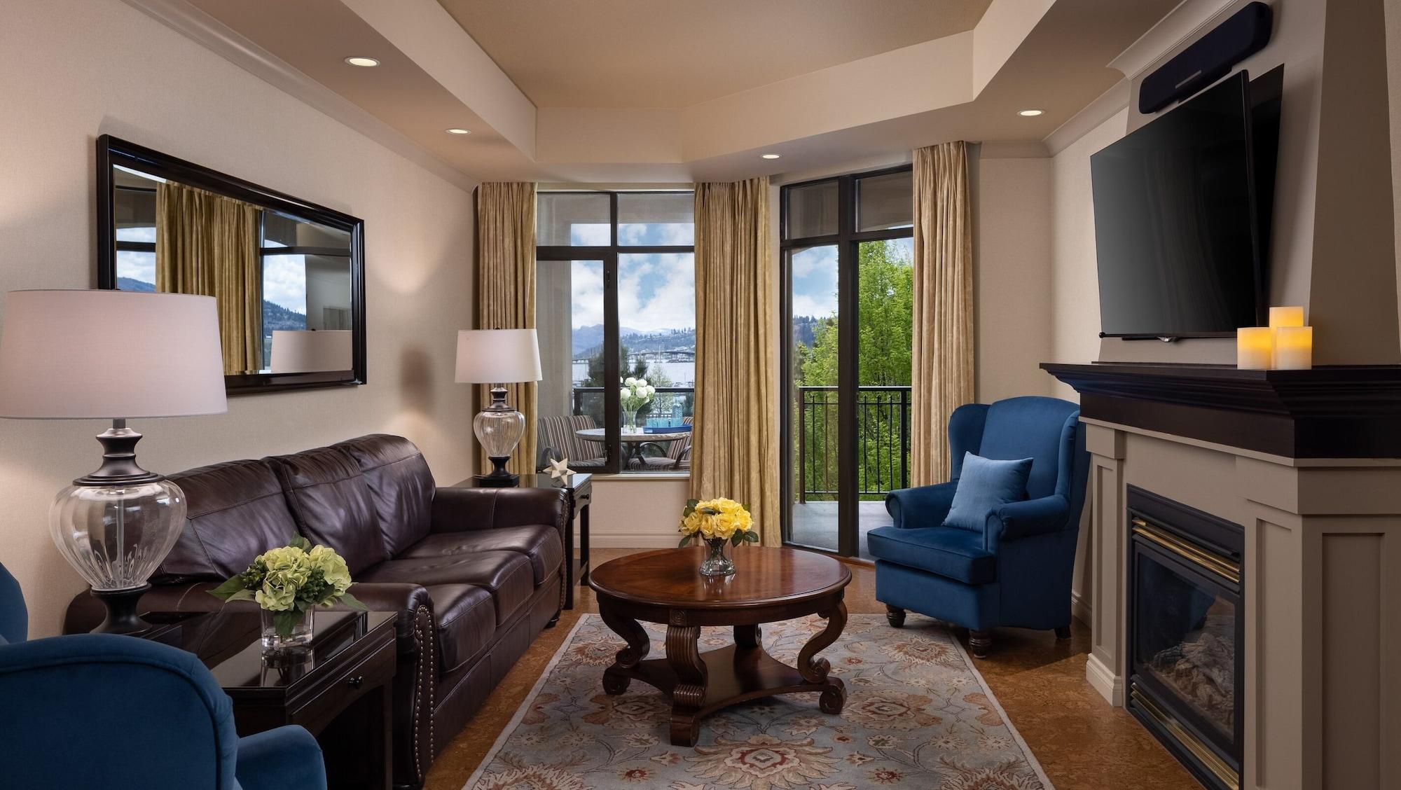 The Royal Kelowna - Bellstar Hotels & Resorts Eksteriør billede