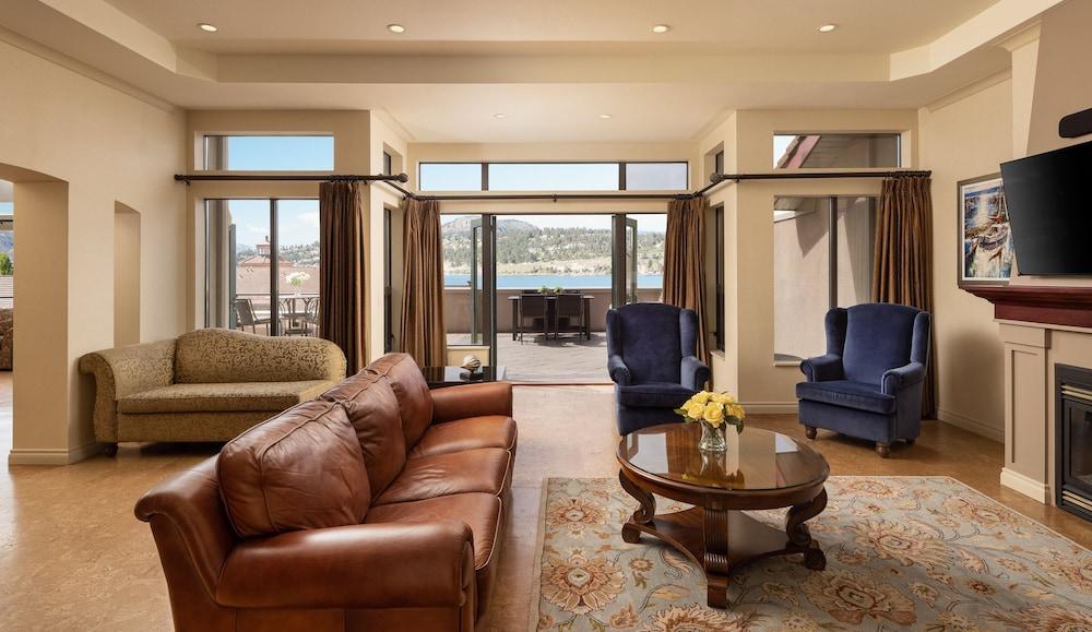 The Royal Kelowna - Bellstar Hotels & Resorts Eksteriør billede