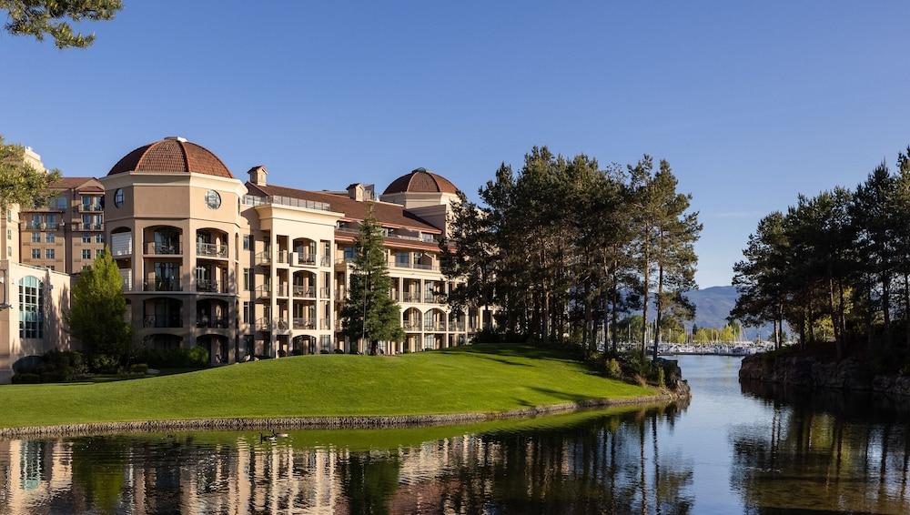 The Royal Kelowna - Bellstar Hotels & Resorts Eksteriør billede