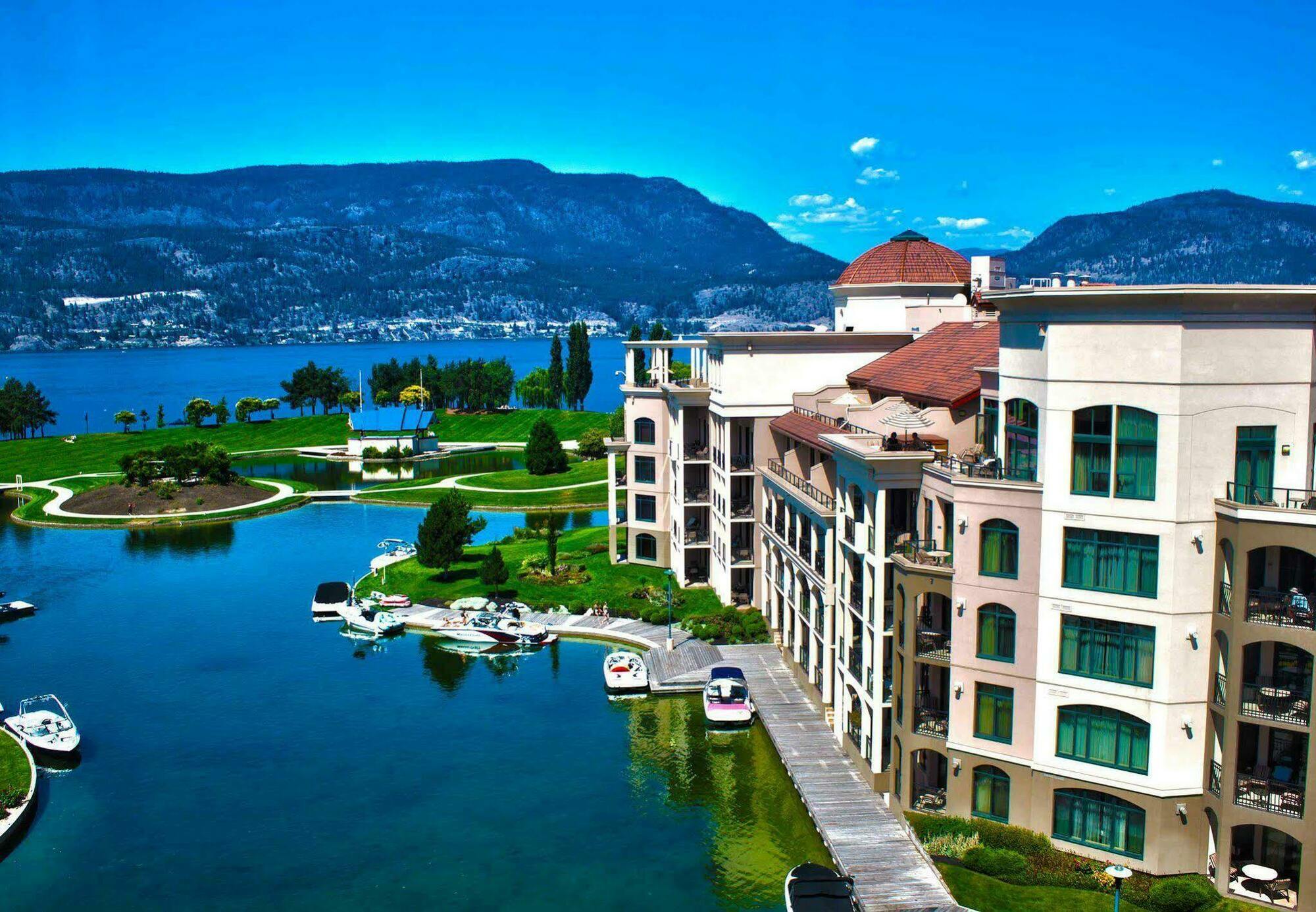 The Royal Kelowna - Bellstar Hotels & Resorts Eksteriør billede